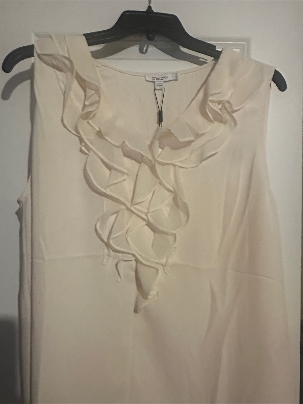 Chico's Cream Ruffle V-Neck Sleeveless Camisole